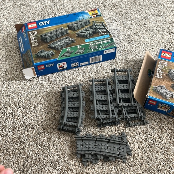 Lego city train tracks 20 piece set 60205 - Picture 2 of 3